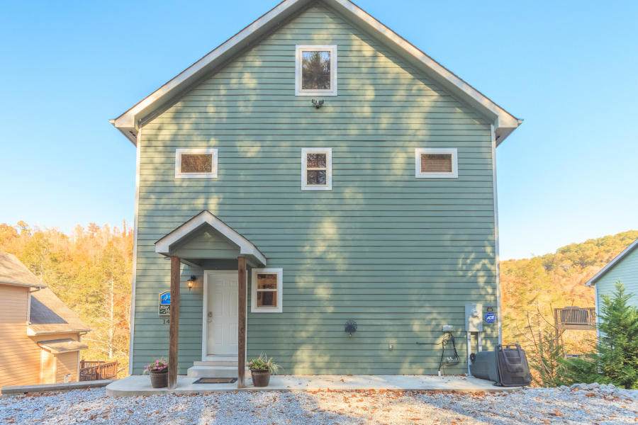 143 Bridge Lane - Photo 1