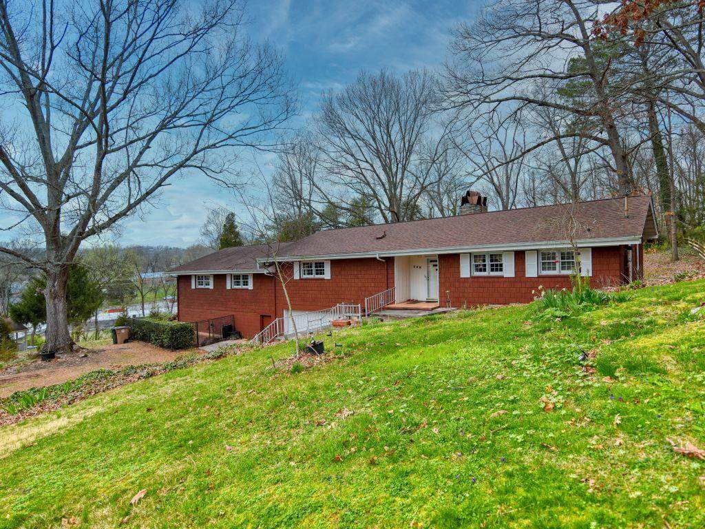 208 Linford Rd - Photo 1 208 Linford Rd - Photo 1