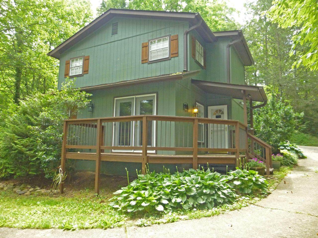 517 Bettis Drive - Photo 1