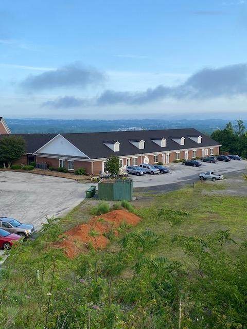 4425 Legends Way - Photo 1
