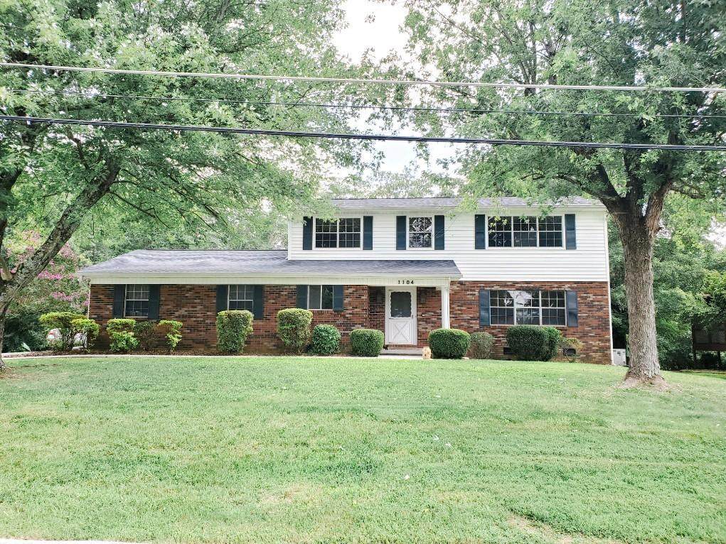 1104 Lovell View Drive - Photo 1