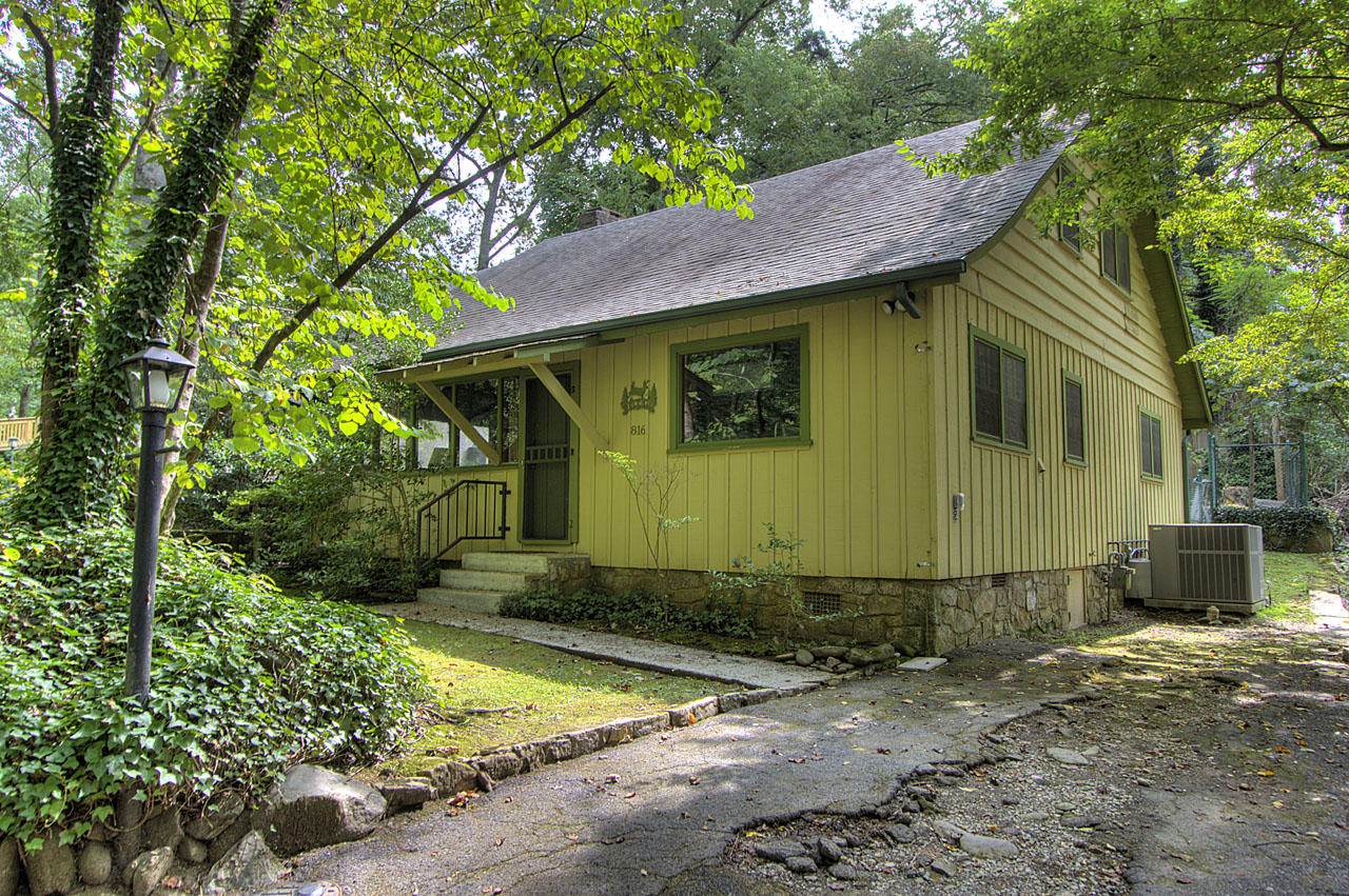 816 Leconte Drive - Photo 1