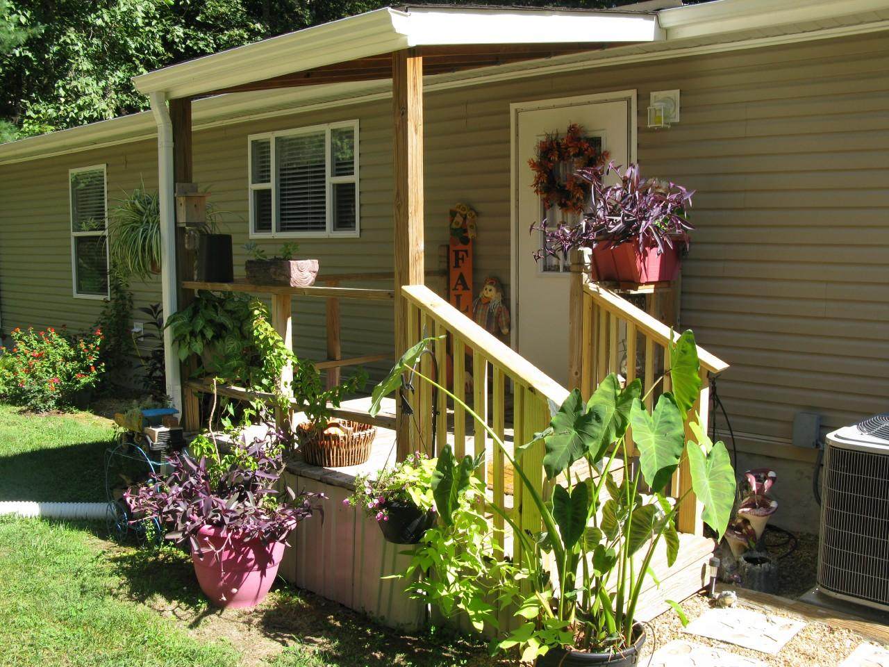 8069 Saratoga Drive - Photo 1