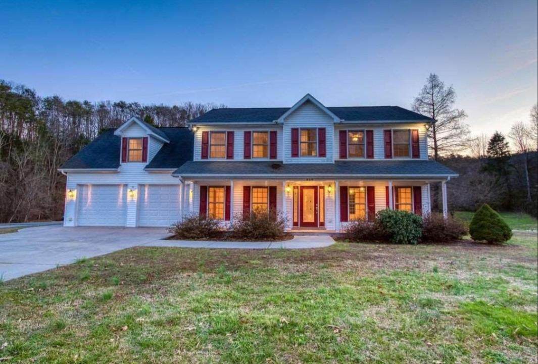 814 Kings Hills Blvd - Photo 1