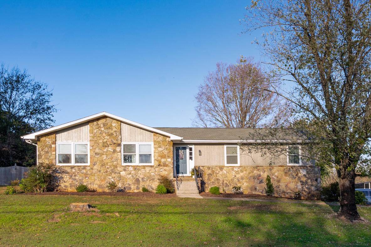 5928 Clearbrook Drive - Photo 1