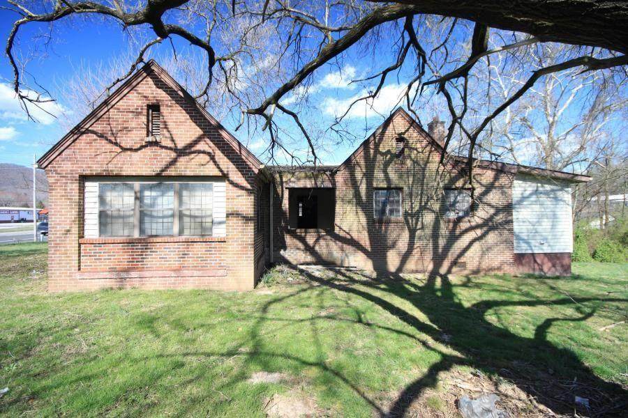 2771 Central Ave - Photo 1
