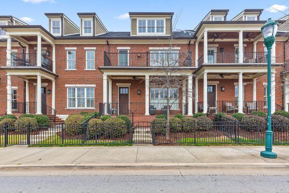 121 3Rd St - Photo 1