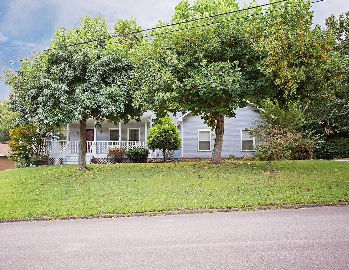 361 Ivy Way - Photo 1