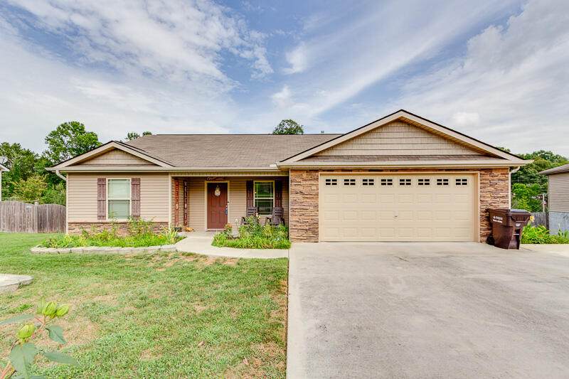 2828 Hopscotch Lane - Photo 1