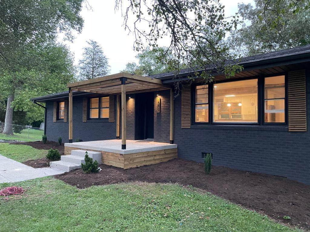 328 Liveoak Drive - Photo 1