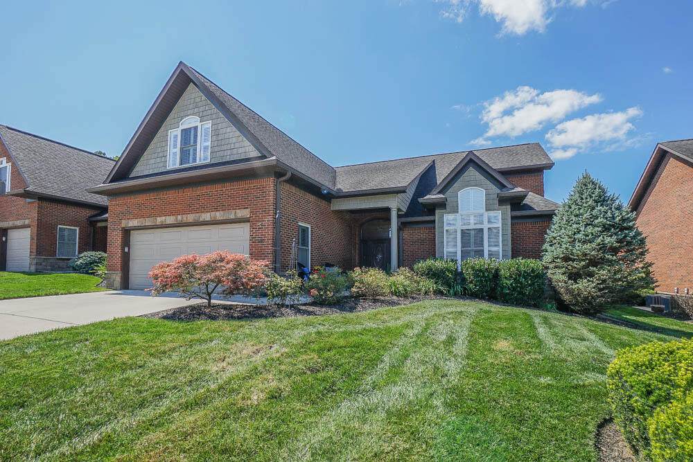 1940 Camden Drive - Photo 1