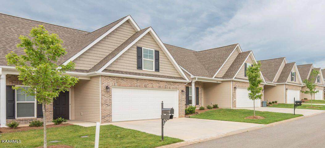 327 Franklin Meadows Way - Photo 1
