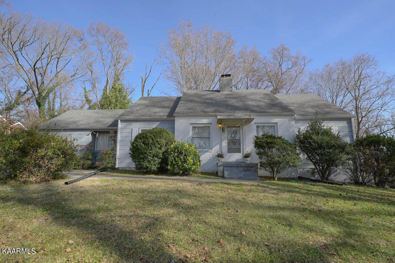 212 Red Bud Rd - Photo 1