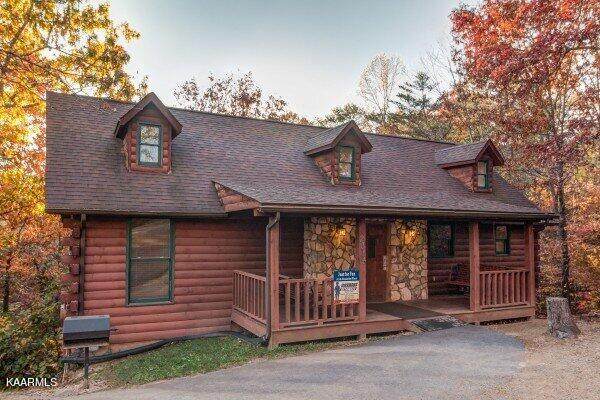 2814 Alexander Place - Photo 1