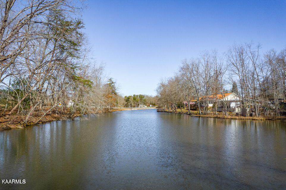 1654 Cherokee Rd - Photo 1