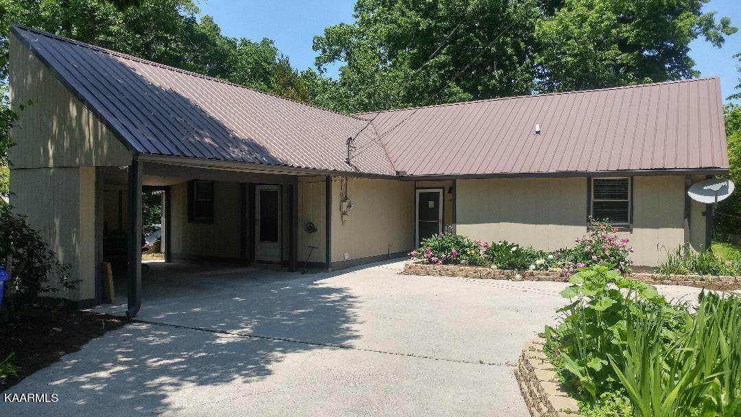109 Marietta Circle - Photo 1