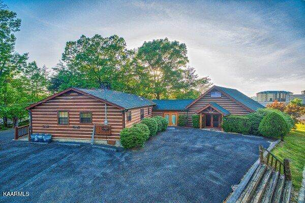 170 Showplace Blvd - Photo 1