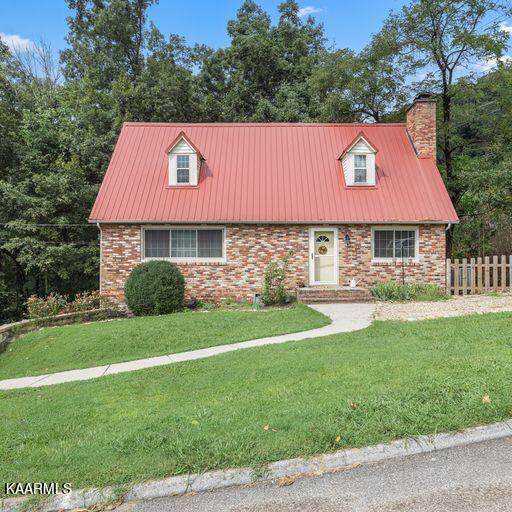 6829 Mountain Shadow Drive - Photo 1
