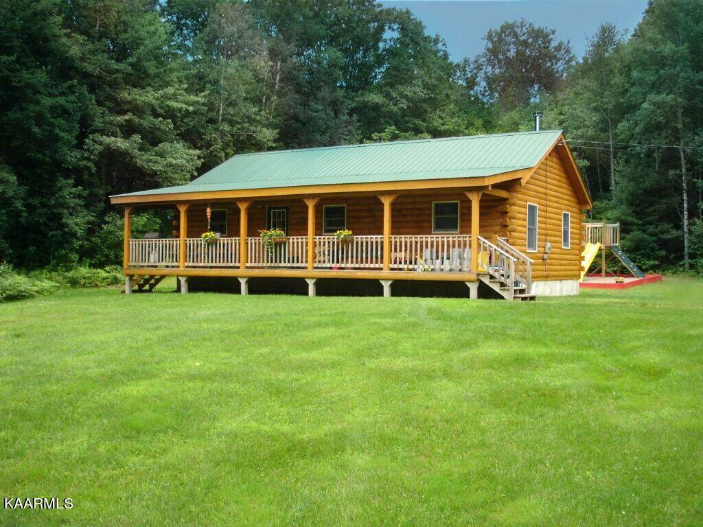 728 Remmington Rd - Photo 1