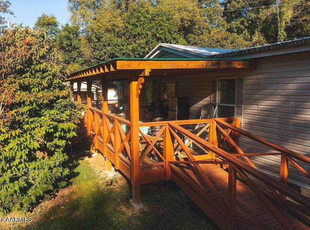 113 Frost Rd - Photo 1