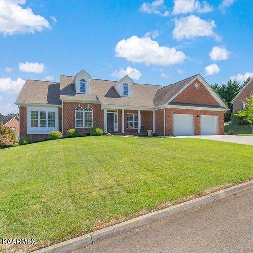 542 Macarthur Lane - Photo 1