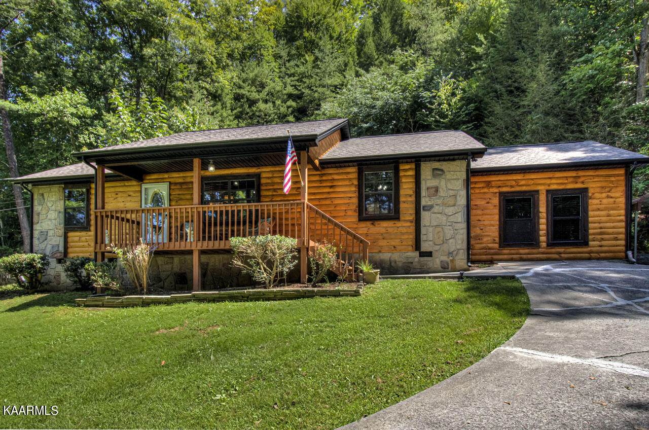 3764 Dollys Drive - Photo 1