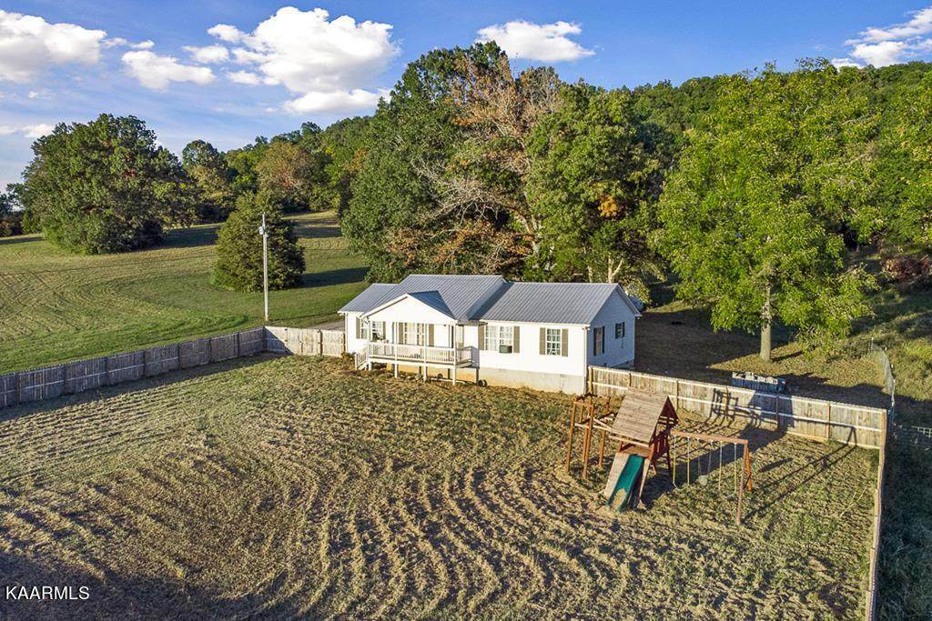 3020 Roberts Matthews Hwy - Photo 1