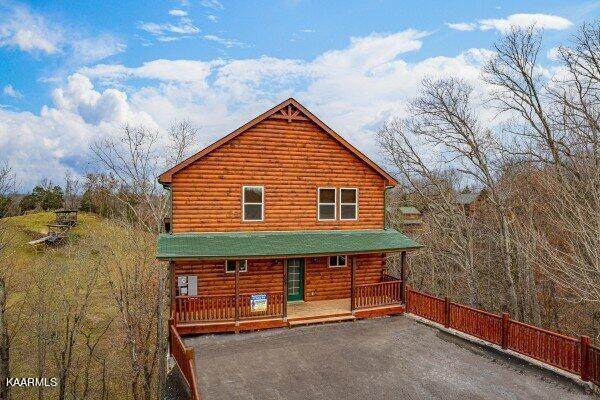 692 Stockton Drive - Photo 1