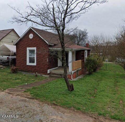 2438 Brown Ave - Photo 1
