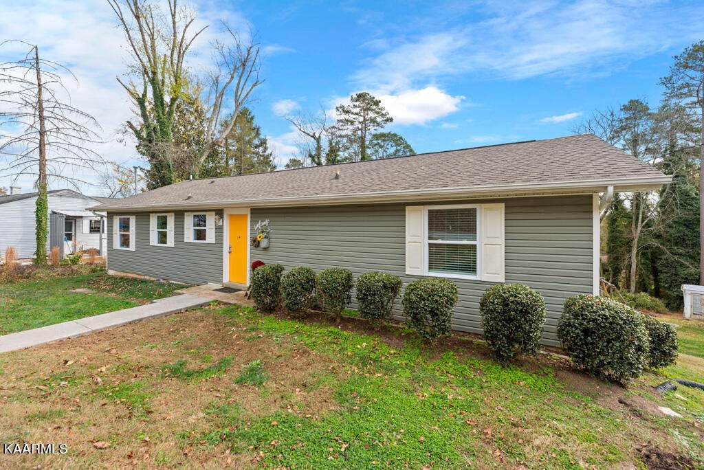 111 Albany Rd - Photo 1