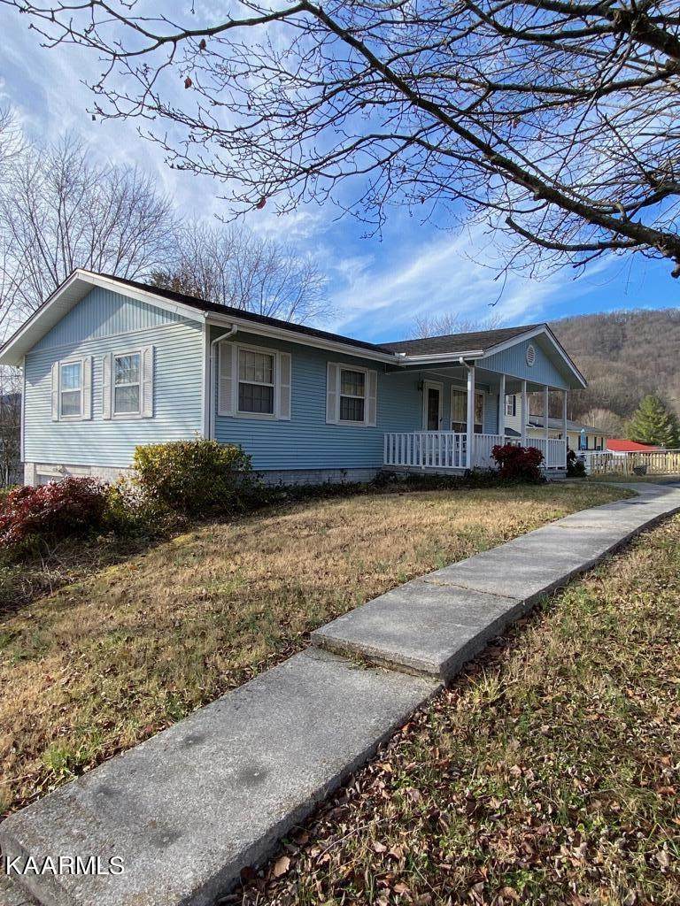 323 Eagle Bluff Rd - Photo 1