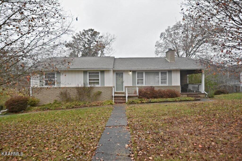 307 Centeroak Drive - Photo 1