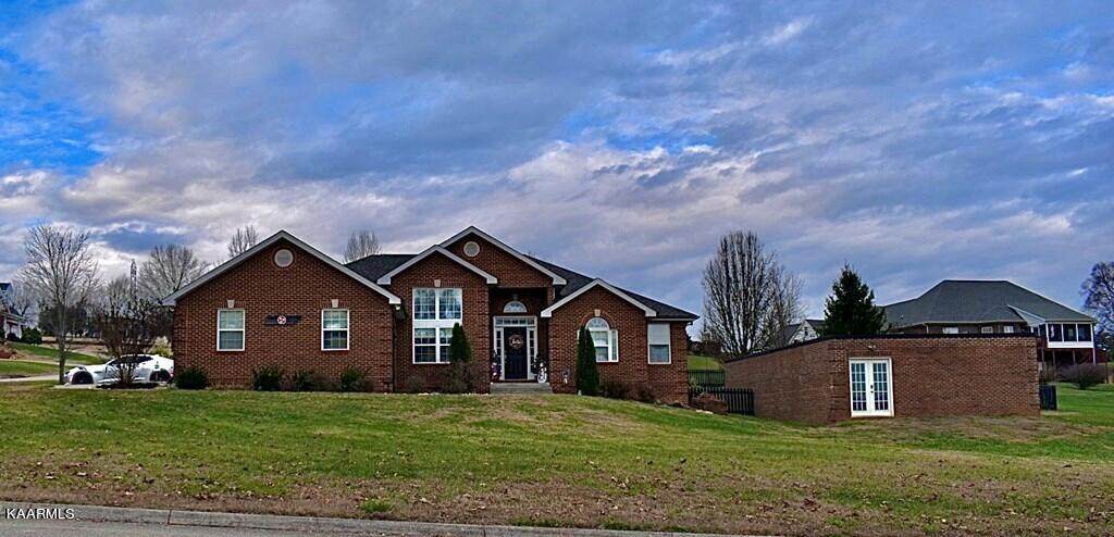 302 Freedom Lane - Photo 1