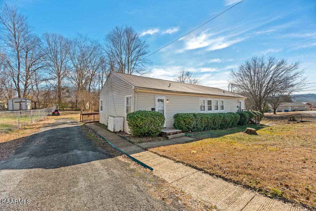193-195 Latimer Rd - Photo 1