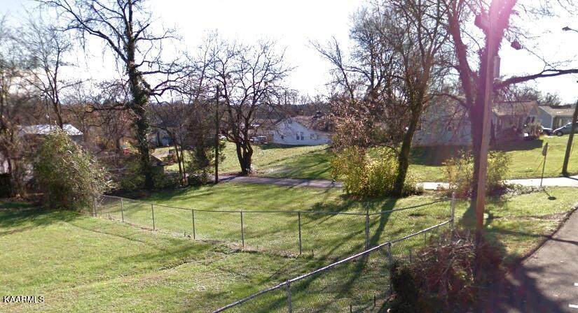 2816 Nichols Ave - Photo 1