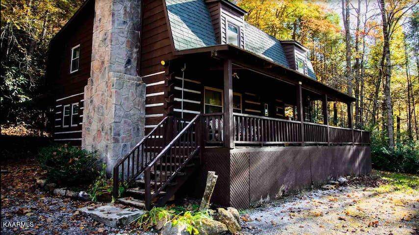 108 Province Drive - Photo 1