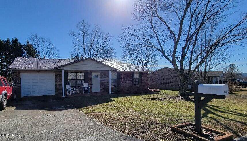 828 Jennifer Drive - Photo 1