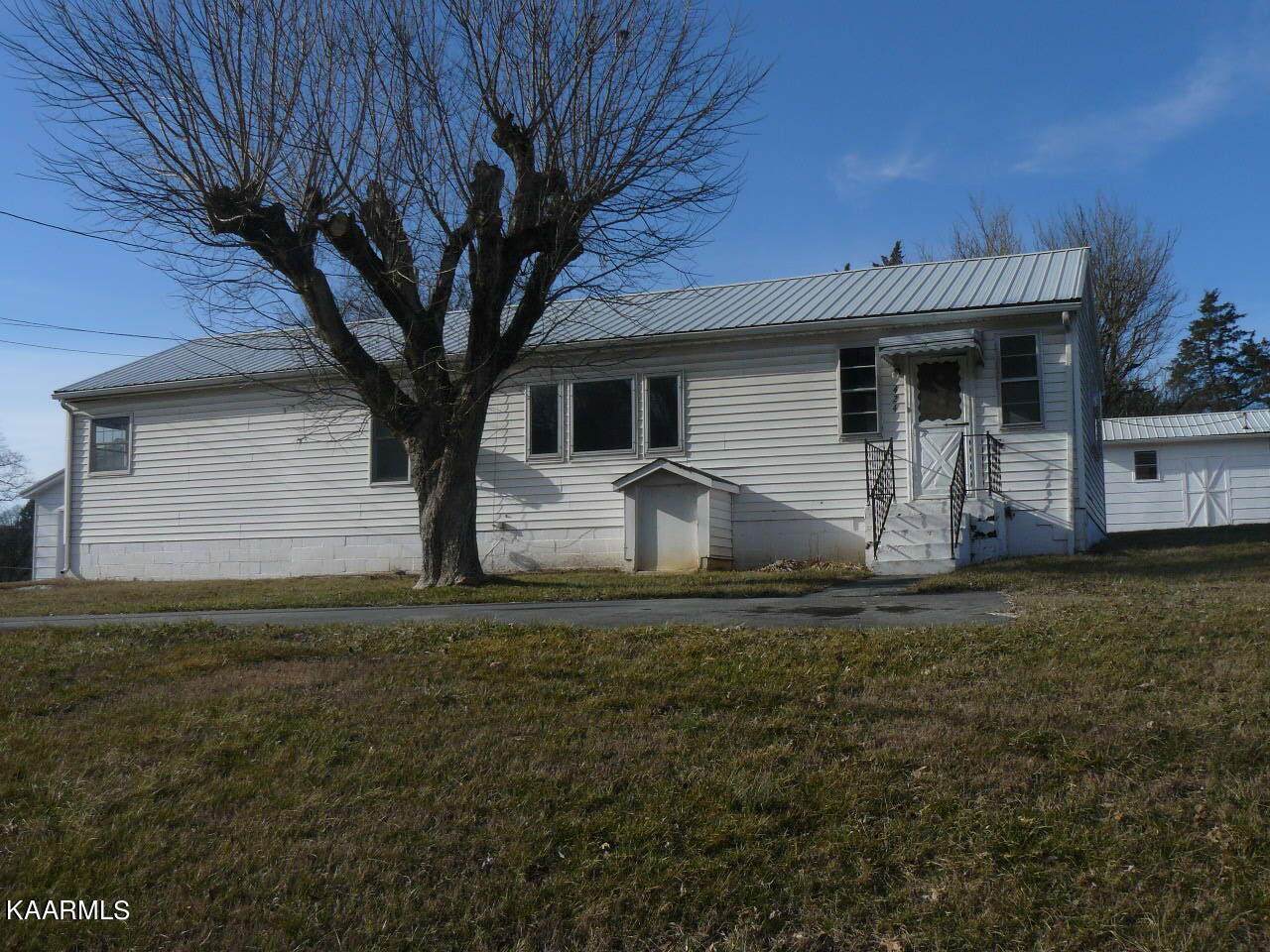 424 Cedar Fork Rd - Photo 1