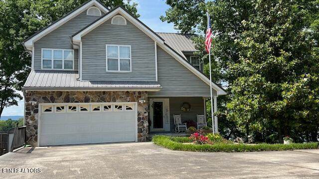 407 Dogwood Lane - Photo 1
