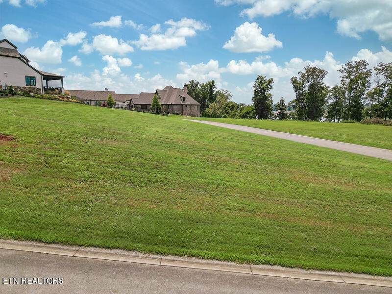 240 Southern Way - Photo 1