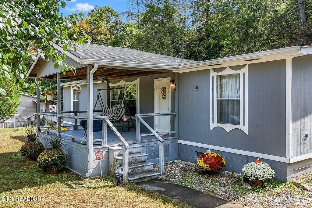 2525 Old Harriman Hwy - Photo 1