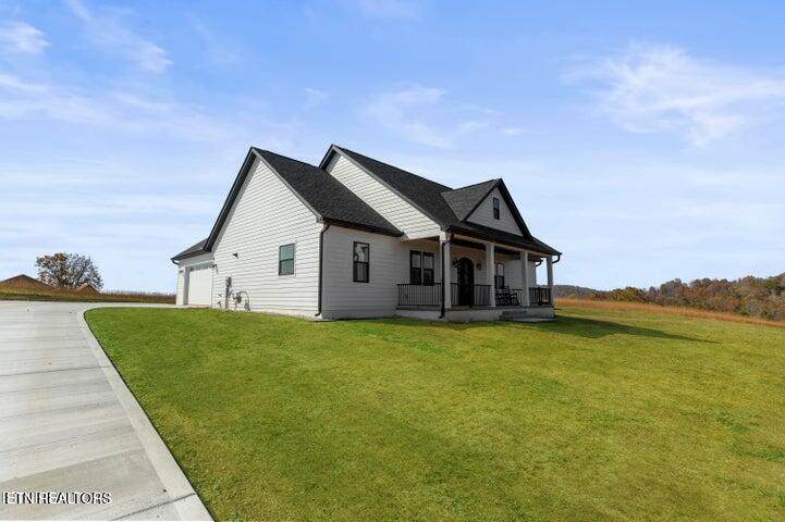 225 Sam & Maria Way - Photo 1