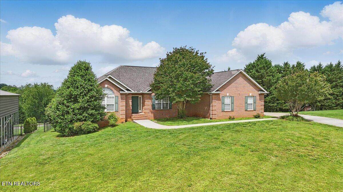 115 Alex Way - Photo 1