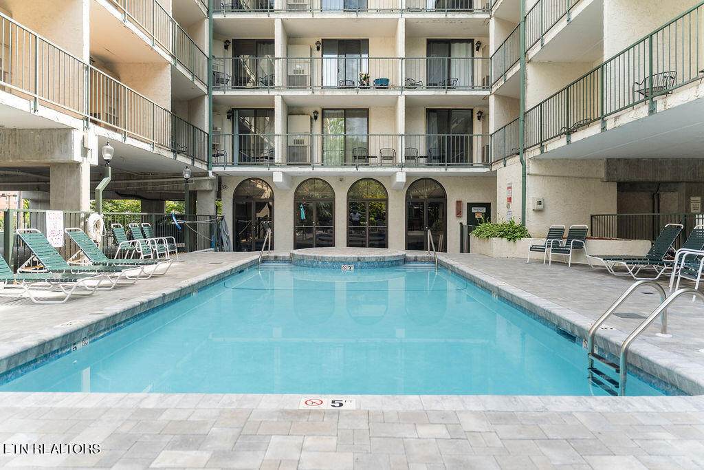 685 River Rd - Photo 1