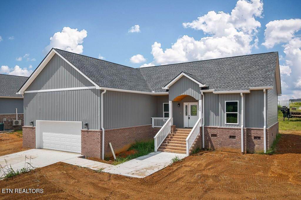 1304 Duck Pond Rd - Photo 1