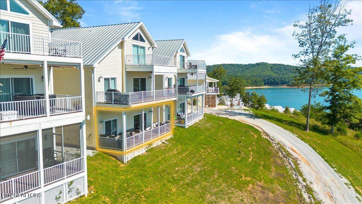 195 Deer Village Lane - Photo 1