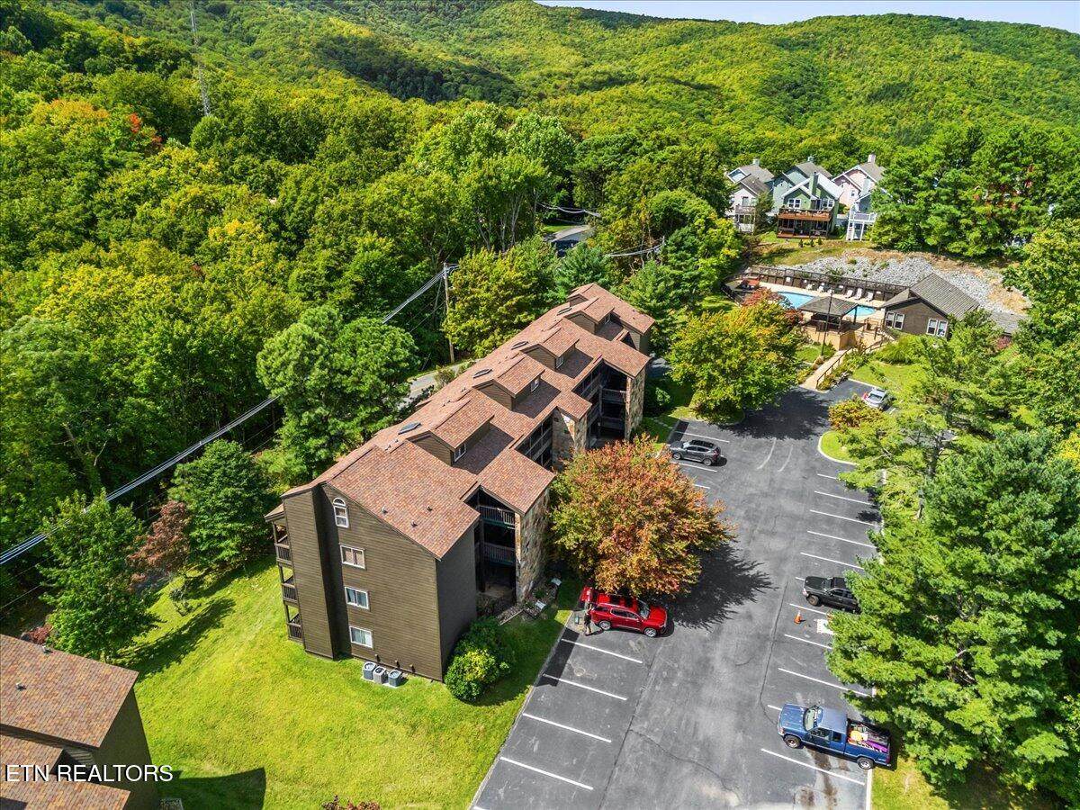 1380 Ski View Drive - Photo 1