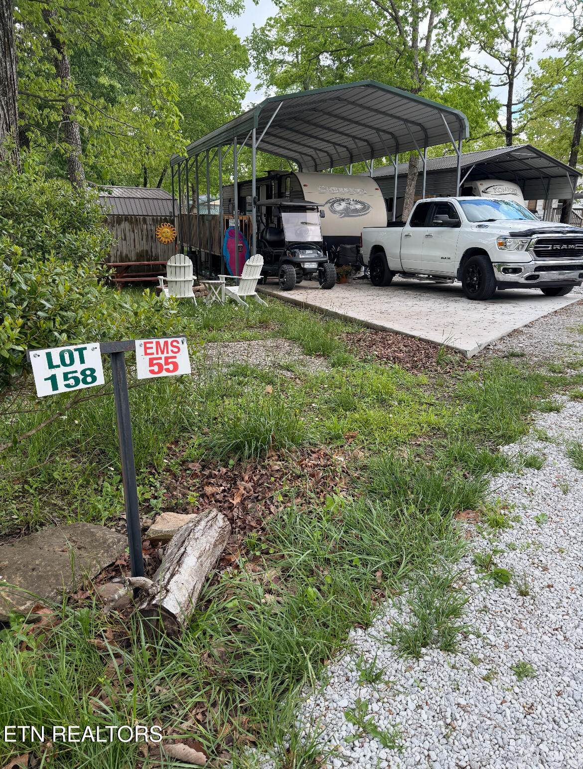 53 Laurel Point - Photo 1