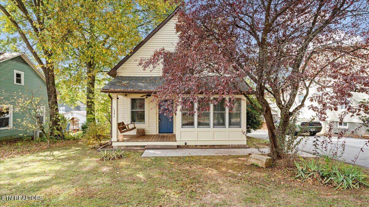 1345 Dalton St - Photo 1