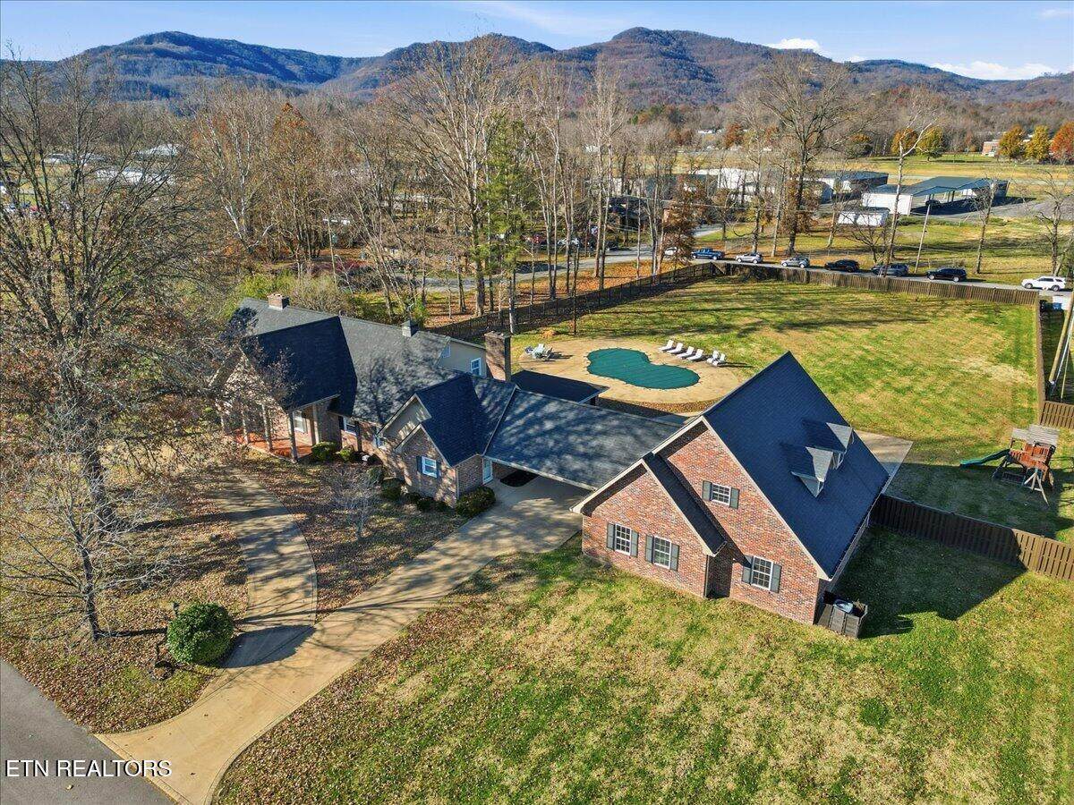 1308 Gloucester Ave - Photo 1